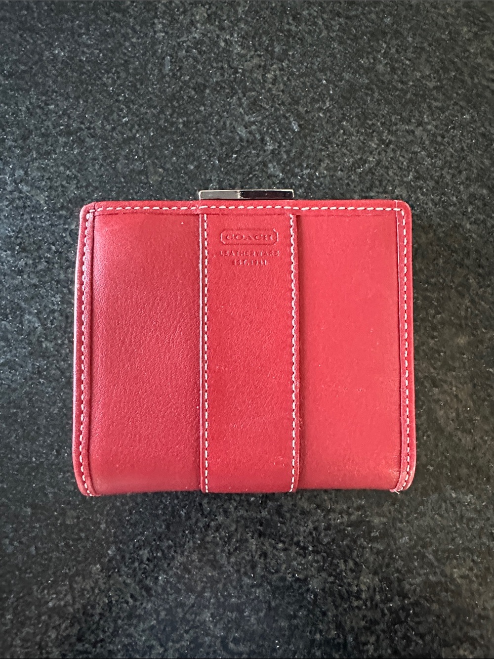 Vintage Coach Red Leather Fold Wallet - Picture 1 of 6